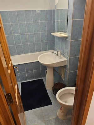 Garsoniera de inchiriat in capat 1 - imagine 3