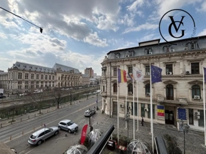 Apartament 3 camere - Centrul Vechi - Renovabil