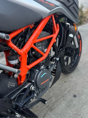 Vand KTM duke 125 (nu mt cbr yamaha honda cf moto) - imagine 3