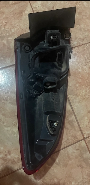 Lampă dreapta spate Renault Megane 3 Break - imagine 3