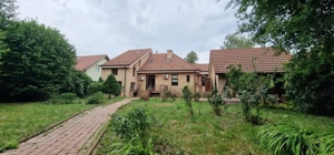 Casa cu 6 camere 5 bai si 960 mp teren de vanzare in zona centrala Sibiu