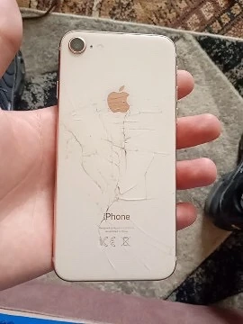 vand iphone 8 