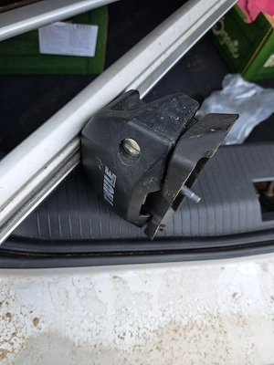 Thule Wingbar BMW seria 1  - imagine 2