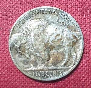 Rare 1936 United States Buffalo Nickel 5 Cents (S) Currency Coin - imagine 2