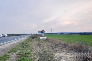 Teren intravilan de vanzare | Acces din DN1, Sacadat, jud. Bihor - imagine 3