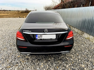 Mercedes E300 plugin-hibrid DE 2020 - imagine 10