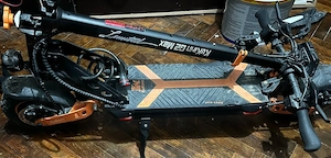 vând trotinetă kukirin g2 max 