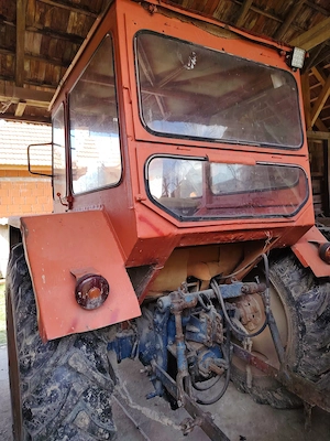 Vând tractor U650 în stare bună!  - imagine 3