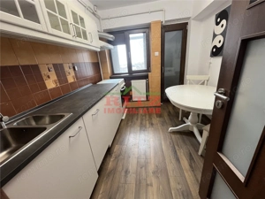 Ap. 3 cam. DE INCHIRIAT, mob. si utilat, zona bd. A.I.Cuza! - imagine 6