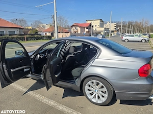 Vând mașină   Întreținută impecabil, stare tehnică excelentă! - imagine 2