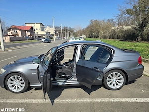 Vând mașină   Întreținută impecabil, stare tehnică excelentă!