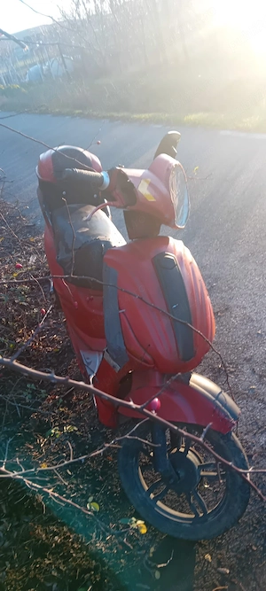 se vinde scuter erectric urgemt perfect functional am nevoie de bani va rog a jutatima 