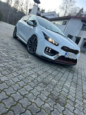 Kia ceed gt 