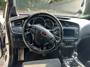 Kia ceed gt  - imagine 4