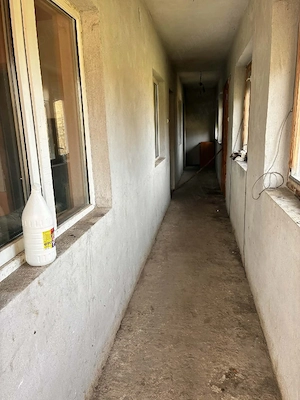 Vând teren intravilan 708 metri pătrați+casă de finisare 138 m pătrați +250 m pătrați stradă privată - imagine 8