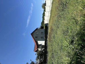 Vand casa cu mansarda