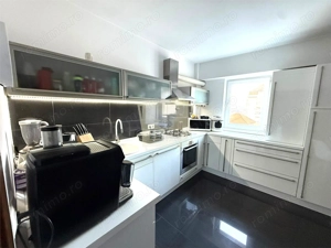 Apartament mobilat 68 mpu 3 camere 2 bai si pivnita in Turnisor - imagine 7