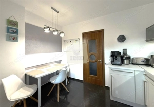 Apartament mobilat 68 mpu 3 camere 2 bai si pivnita in Turnisor - imagine 6