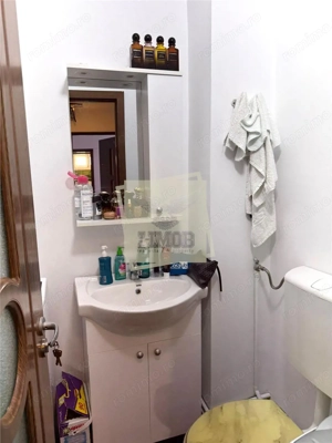 Apartament mobilat 68 mpu 3 camere 2 bai si pivnita in Turnisor - imagine 11