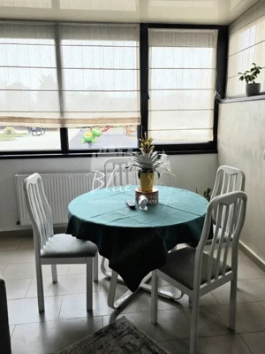 Zona Intim-apartament transformat in 3 camere - imagine 6