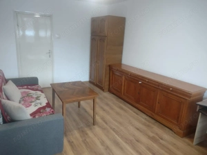 Central - Inchiriere apartament 2 camere - Str. Bodor Peter - imagine 2
