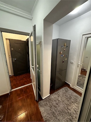 Vand apartament 3 camere  - imagine 4