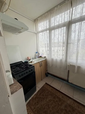 Apartament 3 camere, 68 mp, zona Consul - imagine 7