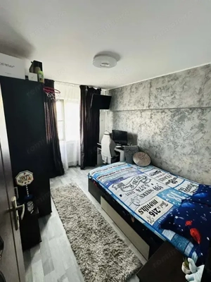 Apartament 3 camere, 68 mp, zona Consul - imagine 11