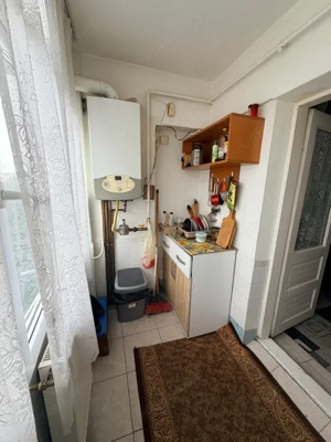 Apartament 3 camere, 68 mp, zona Consul - imagine 8