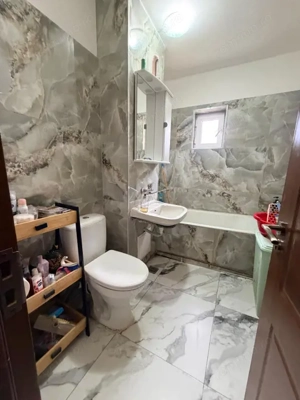 Apartament 3 camere, 68 mp, zona Consul - imagine 14