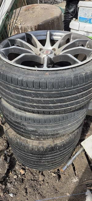 Preț acceptabil si negociabil – Jante aliaj R19 cu anvelope - imagine 4