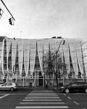 Inchiriem schele metalice fixe si mobile. Asiguram montaj demontaj cu personal autorizat 