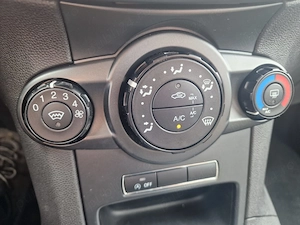 Ford Fiesta 1.0 Trend 2013 - Acum si in Rate - Scaune Incalzite - Garantie! - imagine 9