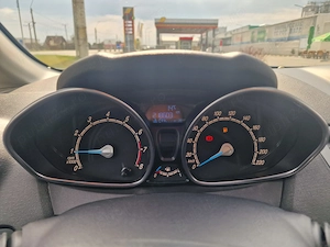 Ford Fiesta 1.0 Trend 2013 - Acum si in Rate - Scaune Incalzite - Garantie! - imagine 5