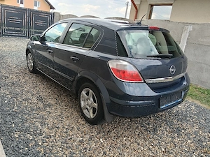 Opel Astra H 1,3cdti - imagine 5