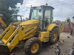 Vând buldoexcavator Komatsu. - imagine 2