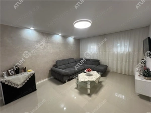 Casa individuala renovata cu 4 camere si teren 209 mp zona Terezian - imagine 3