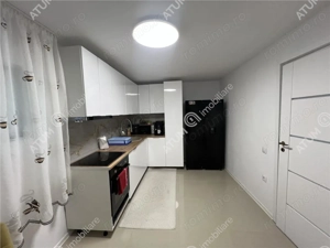 Casa individuala renovata cu 4 camere si teren 209 mp zona Terezian - imagine 7