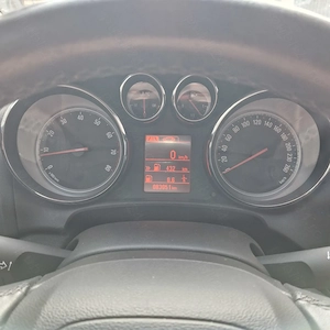 Opel Astra J  Sedan 1,4 Turbo