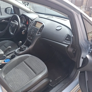 Opel Astra J  Sedan 1,4 Turbo - imagine 7
