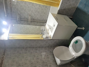 Închiriez apartament cu doua camere  - imagine 4