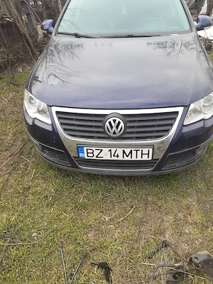 Passat 1.6 benzina FSI - imagine 2