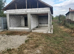 Teren de vanzare si constructie nefinalizata - imagine 2