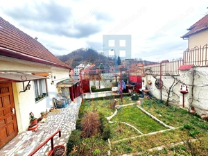 Casa-Central-Brasov-Sitei-Universitate-125mp-curte-280mp-Disponibila - imagine 7