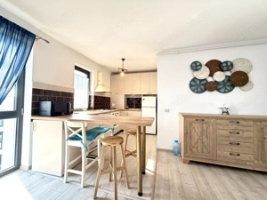 Apartament 2 camere, 58,54 mp utili, etaj 5 si lift - zona Aradului