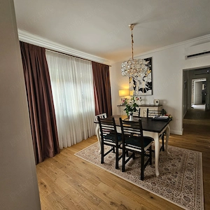 Casă deosebită în zonă liniștită și centrală   complet renovată! - imagine 5