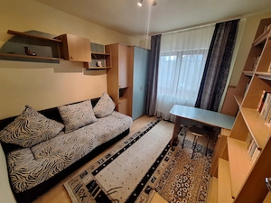 440 euro!!!Ap.cu 3 camere Et 1 cu centrala proprie Zona Bucovina - imagine 4