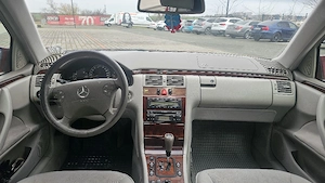 Mercedes W210, - imagine 5