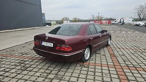 Mercedes W210, - imagine 7