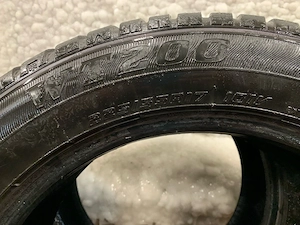 3 anvelope de iarna 225 55 r17 sumitomo wt200